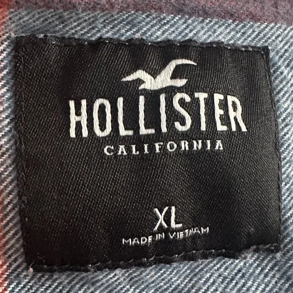 Hollister Plaid Flannel Button Down Shirt - Picture 5 of 5